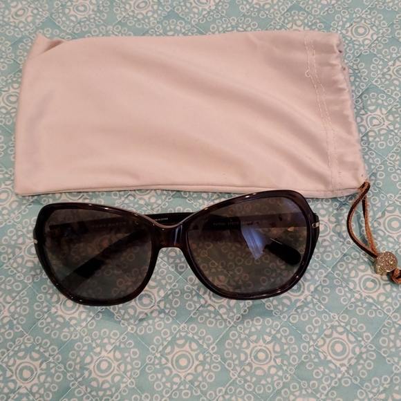 Tory Burch Accessories - 🎁 BLACK FRIDAY SALE 🎁 - Tory Burch Oversized Sunnies